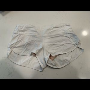 Lululemon shorts size 6